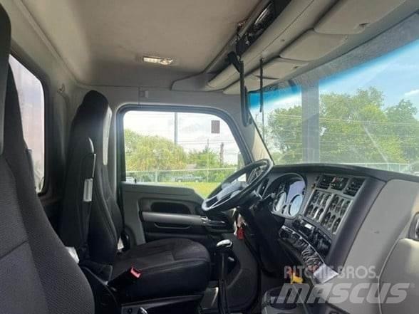 Kenworth T880 Самоскиди