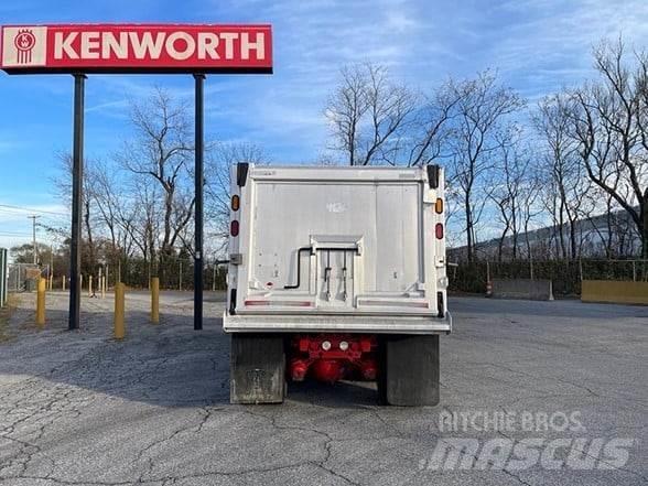 Kenworth W900B Самоскиди
