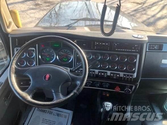 Kenworth W900B Самоскиди