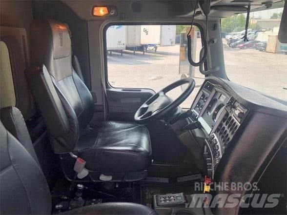 Kenworth W900B Самоскиди