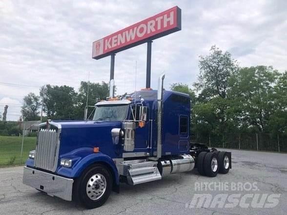 Kenworth W900L Тягачі