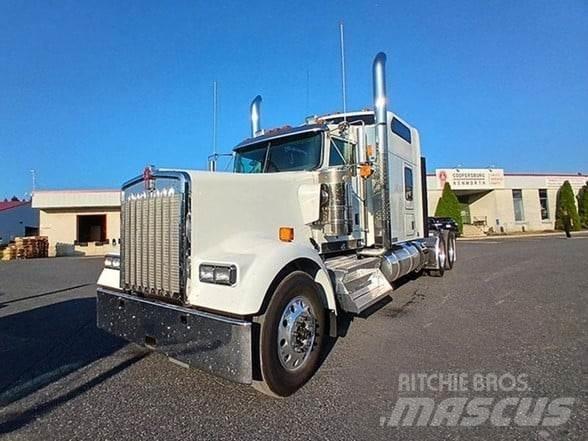 Kenworth W900L Тягачі