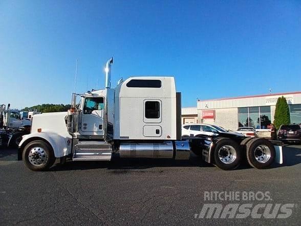 Kenworth W900L Тягачі