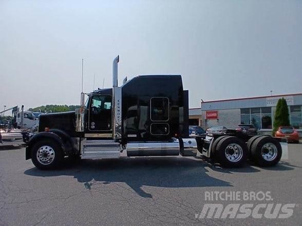 Kenworth W900L Тягачі