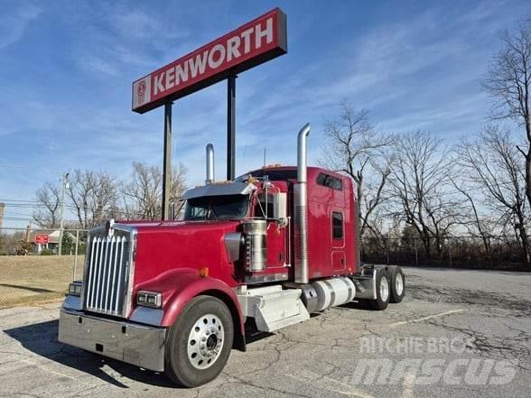 Kenworth W900L Тягачі