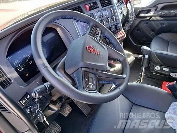 Kenworth W990 Тягачі