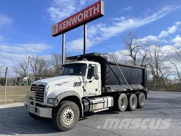 Mack GRANITE GU713 Самоскиди
