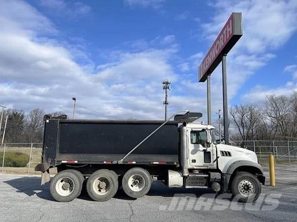Mack GRANITE GU713 Самоскиди