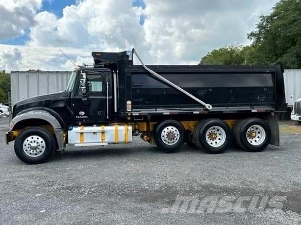 Mack GRANITE GU713 Самоскиди