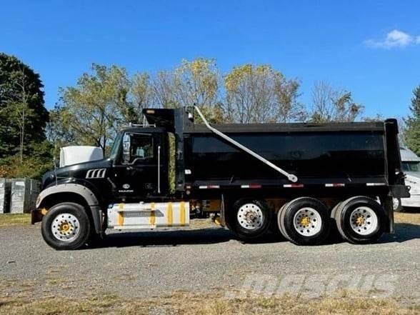 Mack GRANITE GU713 Самоскиди