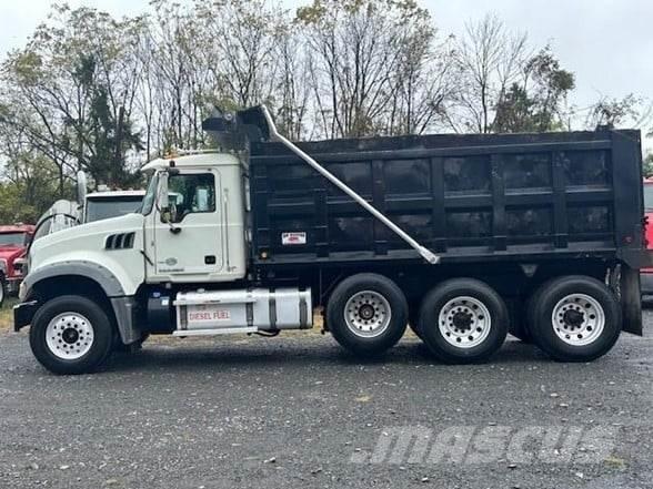 Mack GRANITE GU713 Самоскиди