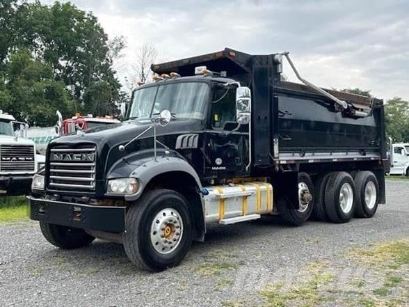 Mack GRANITE GU713 Самоскиди