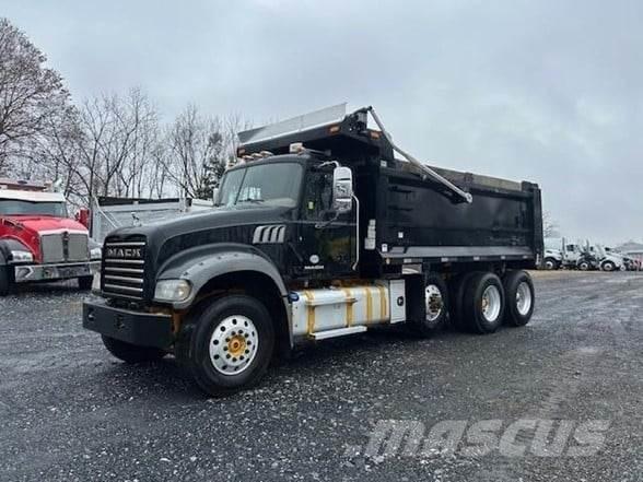 Mack GRANITE GU713 Самоскиди