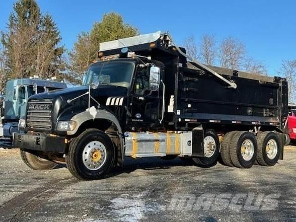 Mack GRANITE GU713 Самоскиди