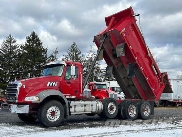 Mack GRANITE GU813 Самоскиди