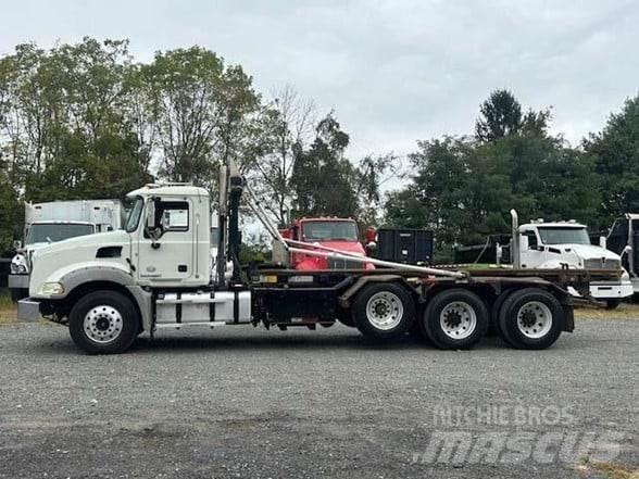 Mack GRANITE GU813 Сміттєвози