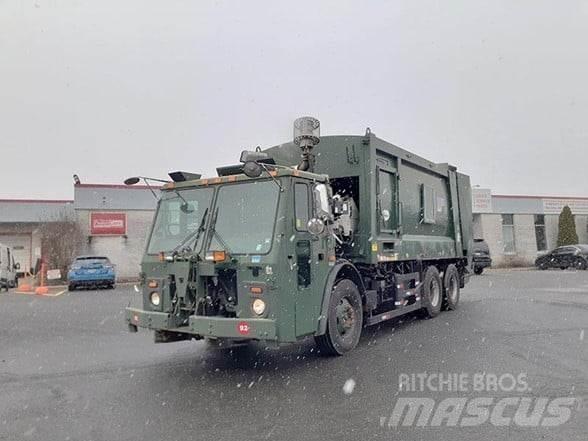 Mack LEU613 Сміттєвози