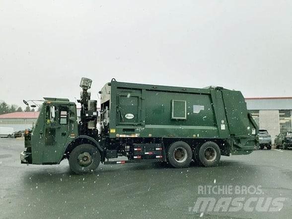 Mack LEU613 Сміттєвози