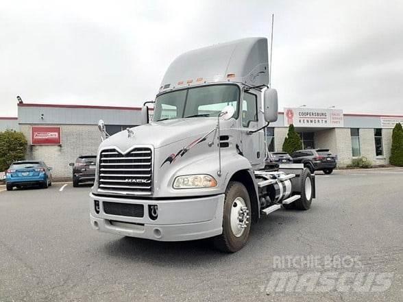 Mack PINNACLE CXU612 Тягачі