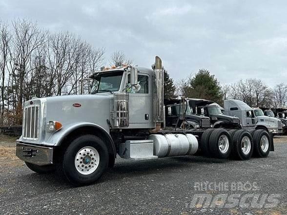 Peterbilt 367 Тягачі