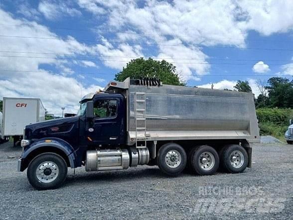 Peterbilt 567 Самоскиди