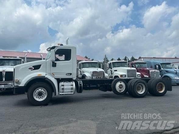 Peterbilt 567 Шасі з кабіною