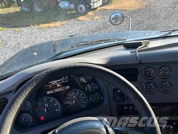 Peterbilt 567 Самоскиди