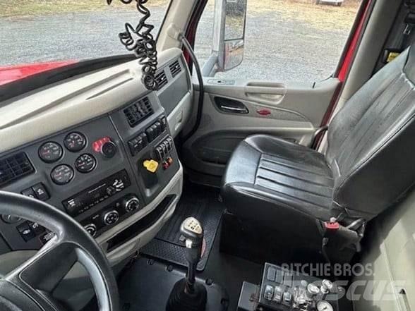 Peterbilt 567 Самоскиди