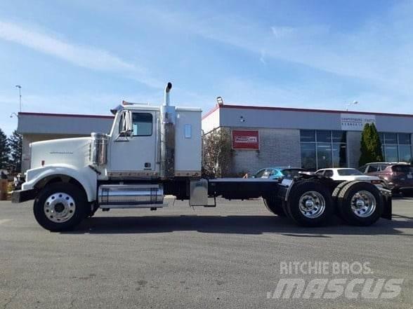 Western Star 4900 Тягачі