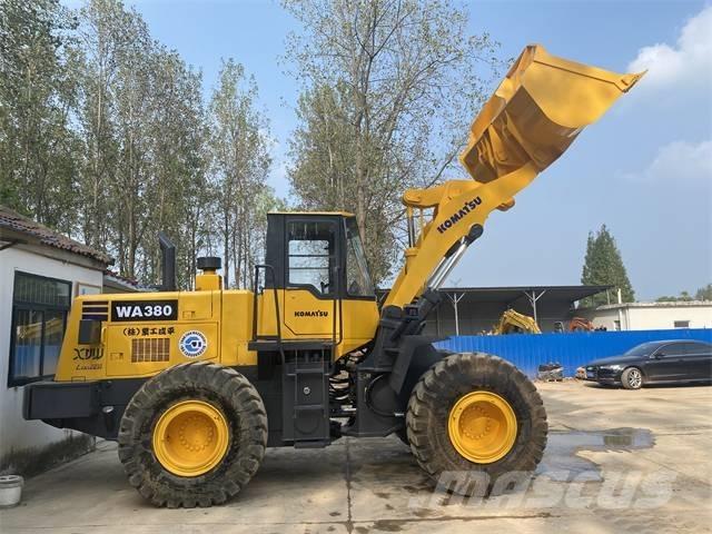 Komatsu WA380 Фронтальні навантажувачі