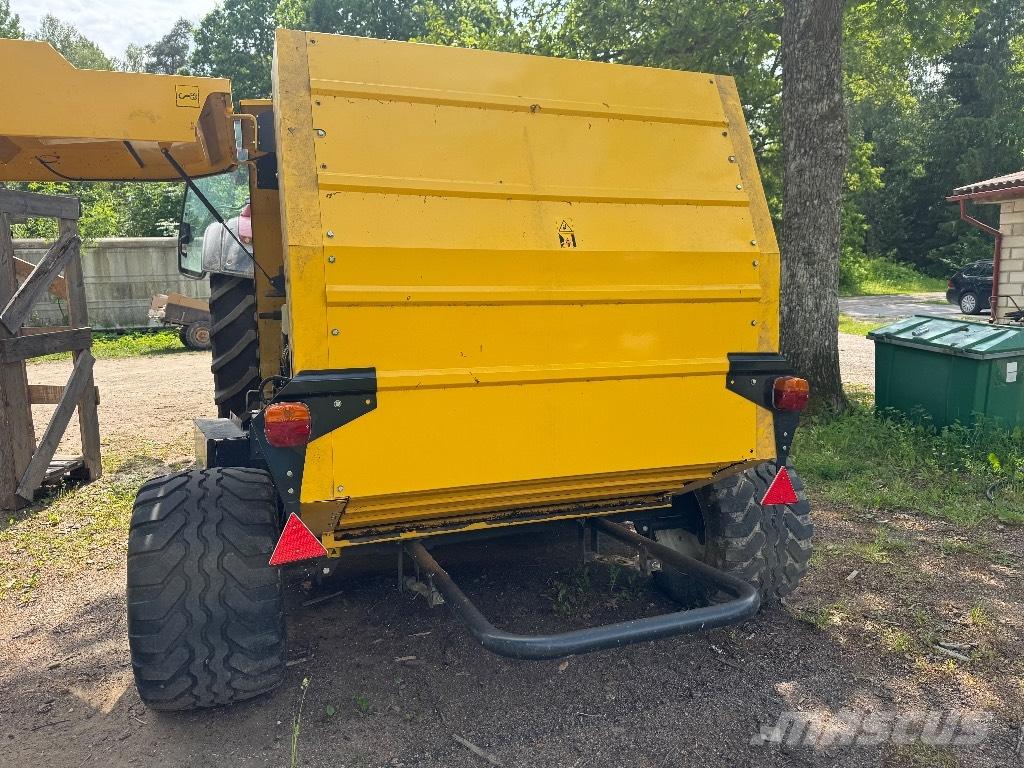 New Holland BR 6090 Рулонні прес-підбирачі