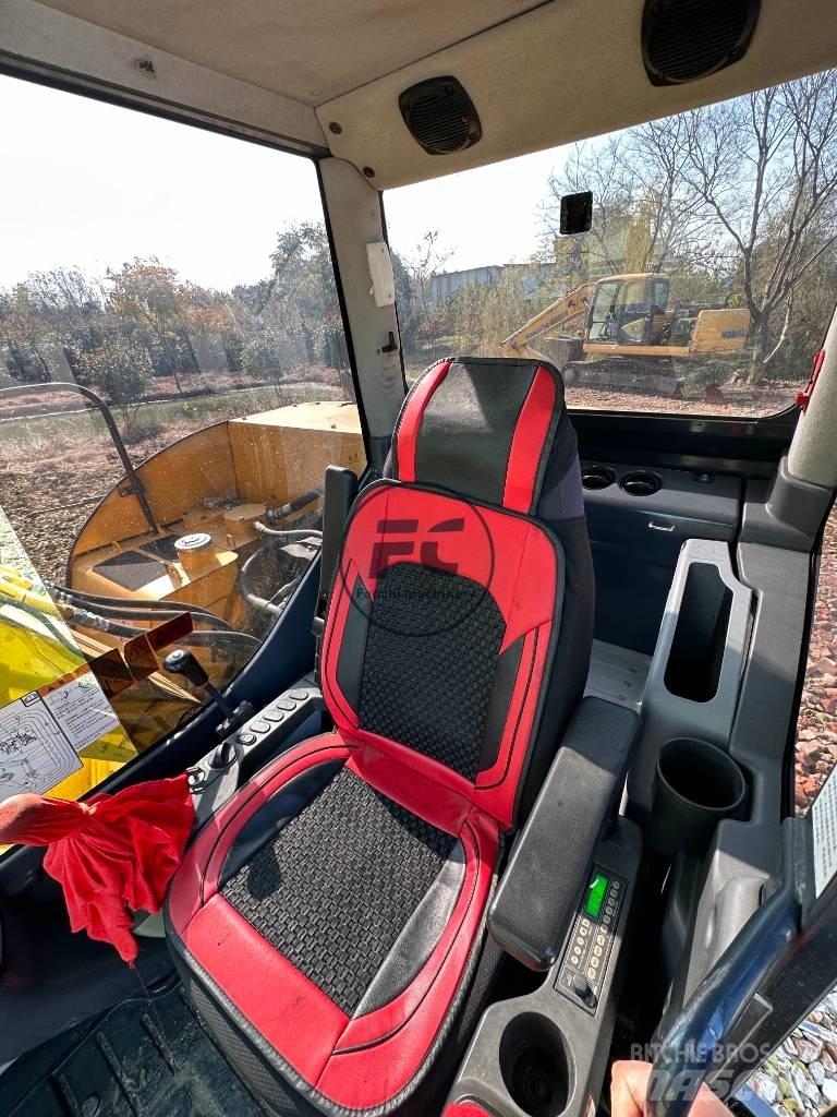 Komatsu PC 70-8 Гусеничні екскаватори