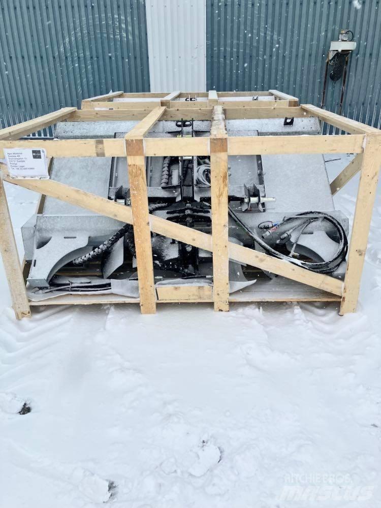  Frnasgård STS 1800 Розсіювачі солі та піску