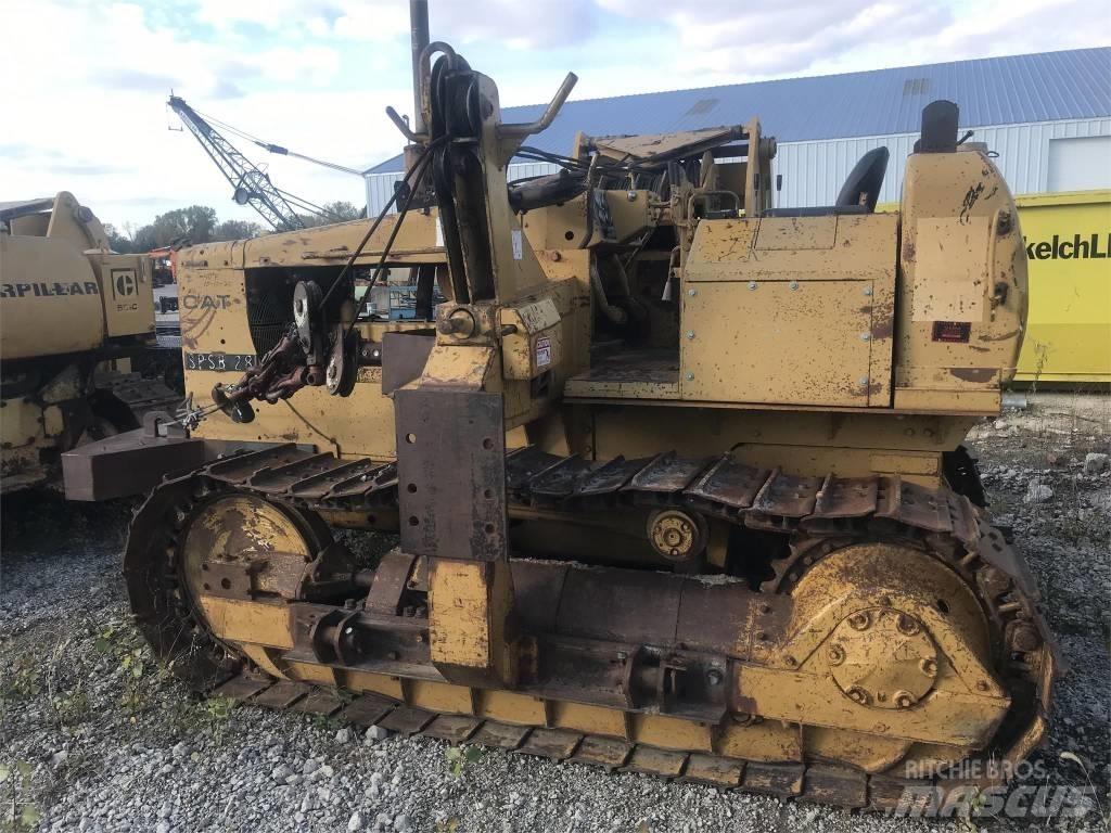 CAT 561 D Трубоукладачі