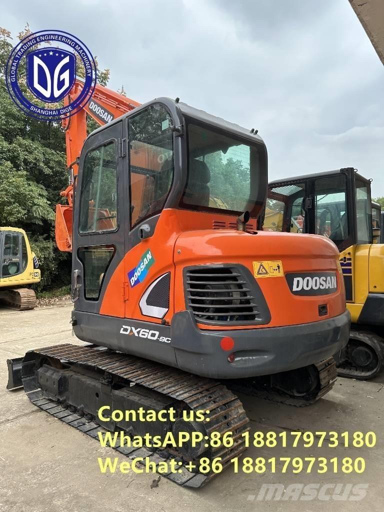 Doosan DX 60 Гусеничні екскаватори