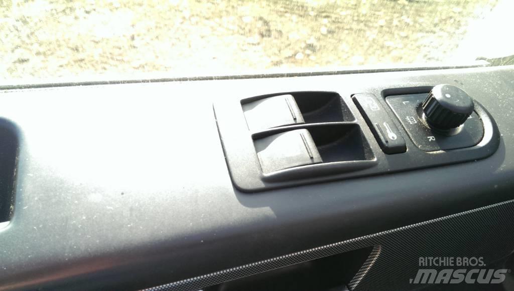Volkswagen Multivan Мікроавтобуси