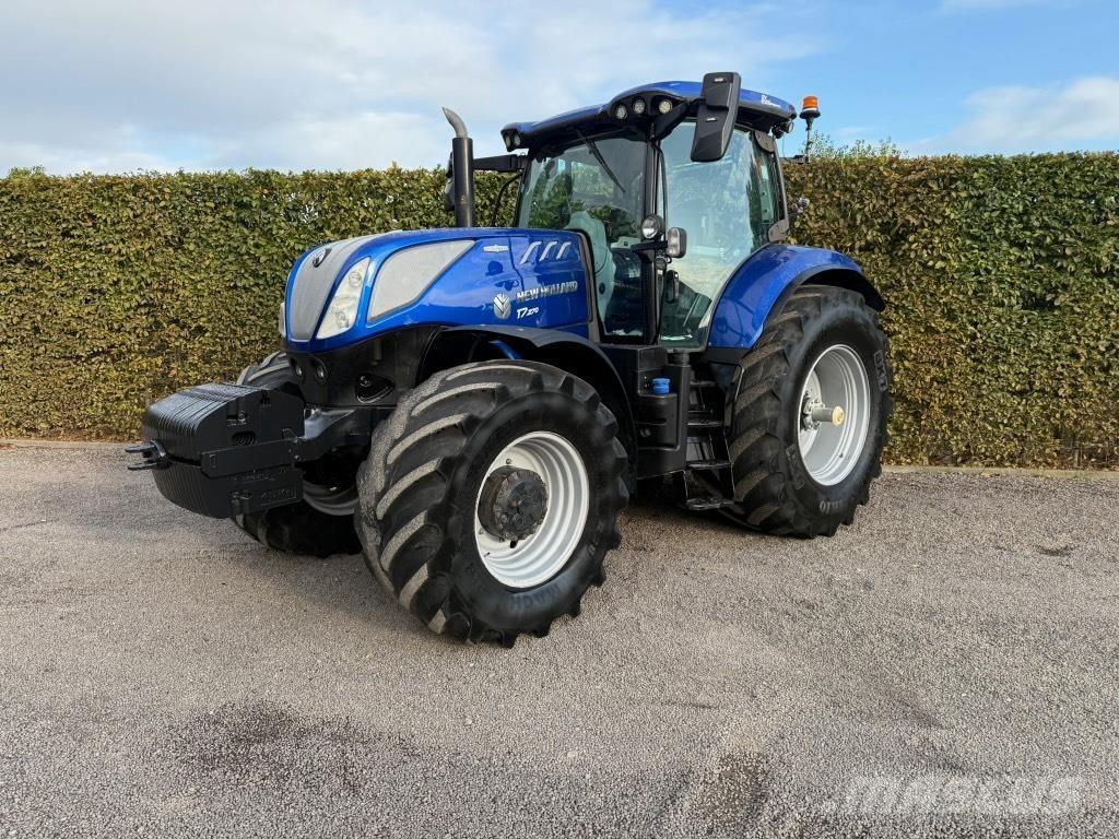 New Holland T 7.270 Трактори