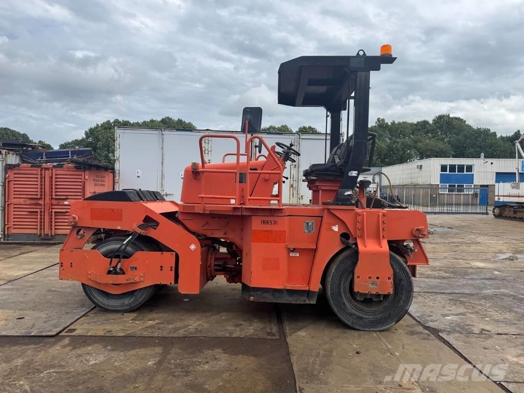 Sakai GW 750-2 Пневматичні катки