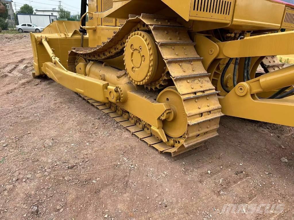 CAT D 8 R Гусеничні бульдозери
