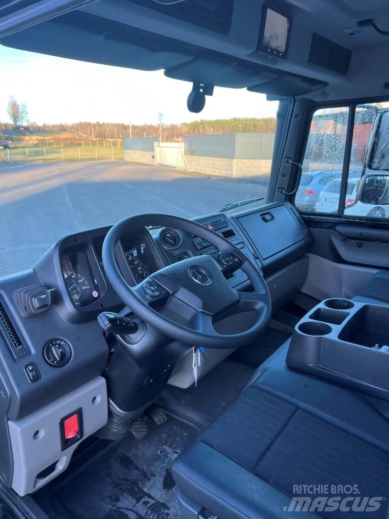 Mercedes-Benz Unimog Вантажівки-платформи/бокове розвантаження