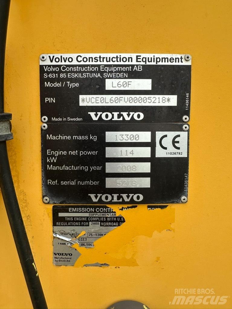 Volvo L60F Фронтальні навантажувачі