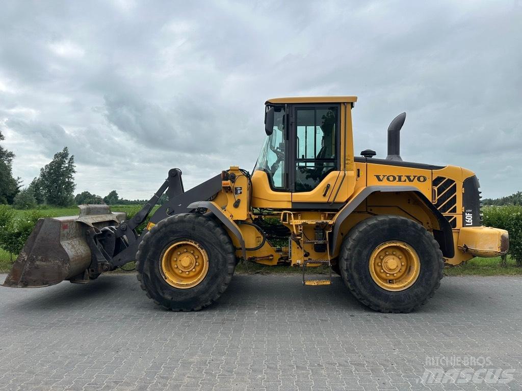Volvo L60F Фронтальні навантажувачі