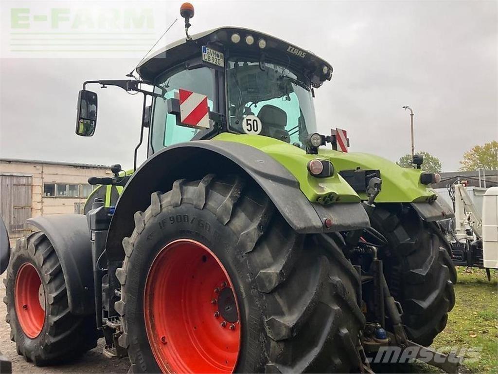 CLAAS axion 930 Трактори