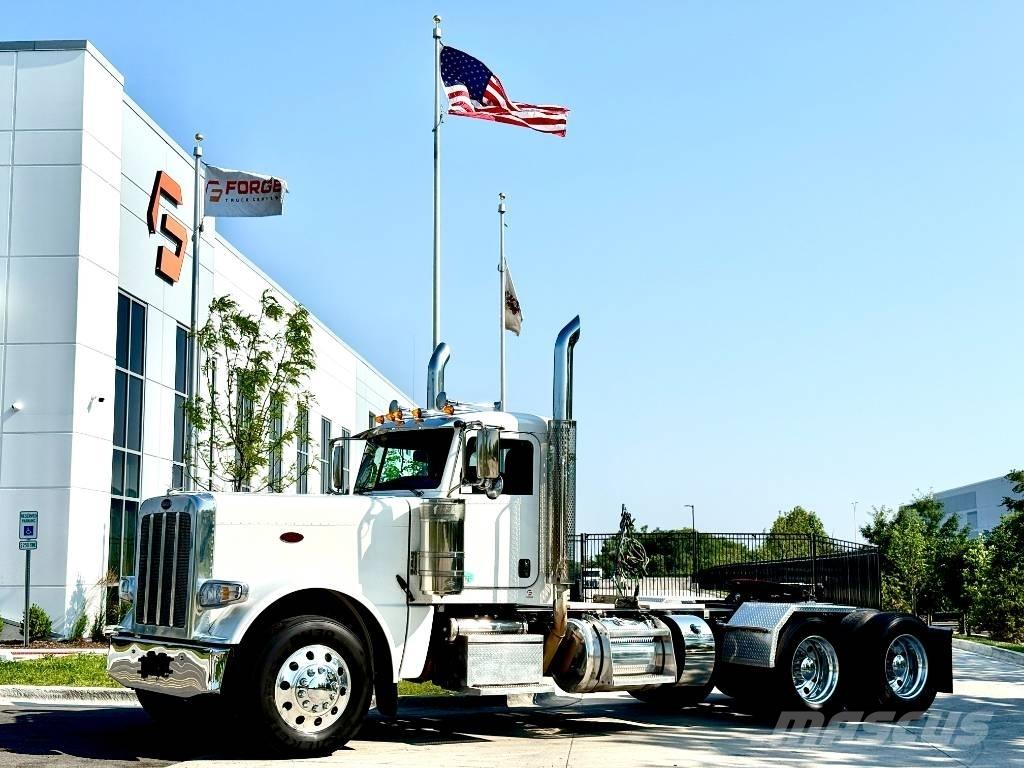 Peterbilt 389 Тягачі