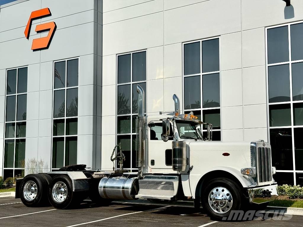 Peterbilt 389 Тягачі