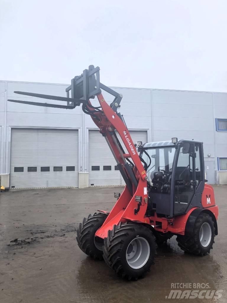 VM Loader 1040LXC Малі навантажувачі