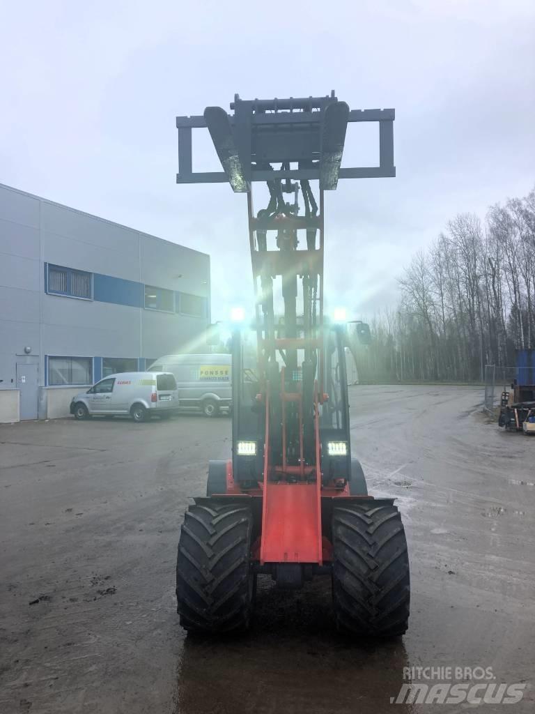 VM Loader 1040LXC Малі навантажувачі