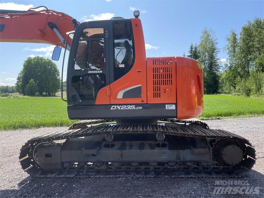 Doosan DX 235 LCR Гусеничні екскаватори