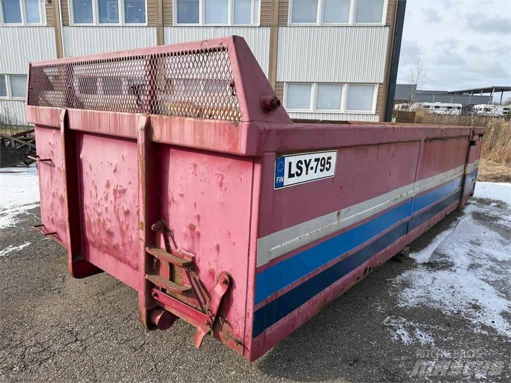 Sisu R500 8X2 Контейнеровози