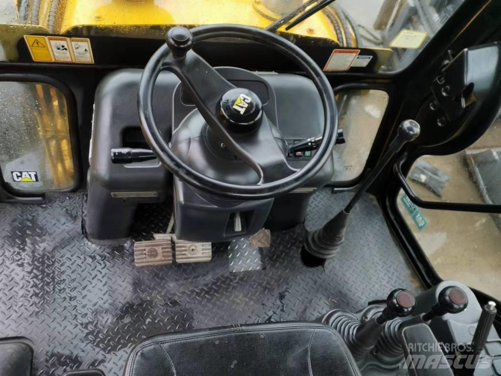 CAT 416 f Екскаватори-навантажувачі